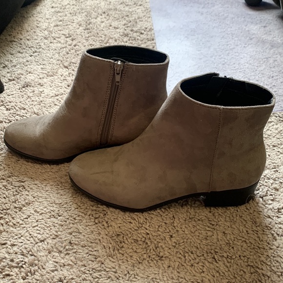Gray booties - Picture 2 of 2